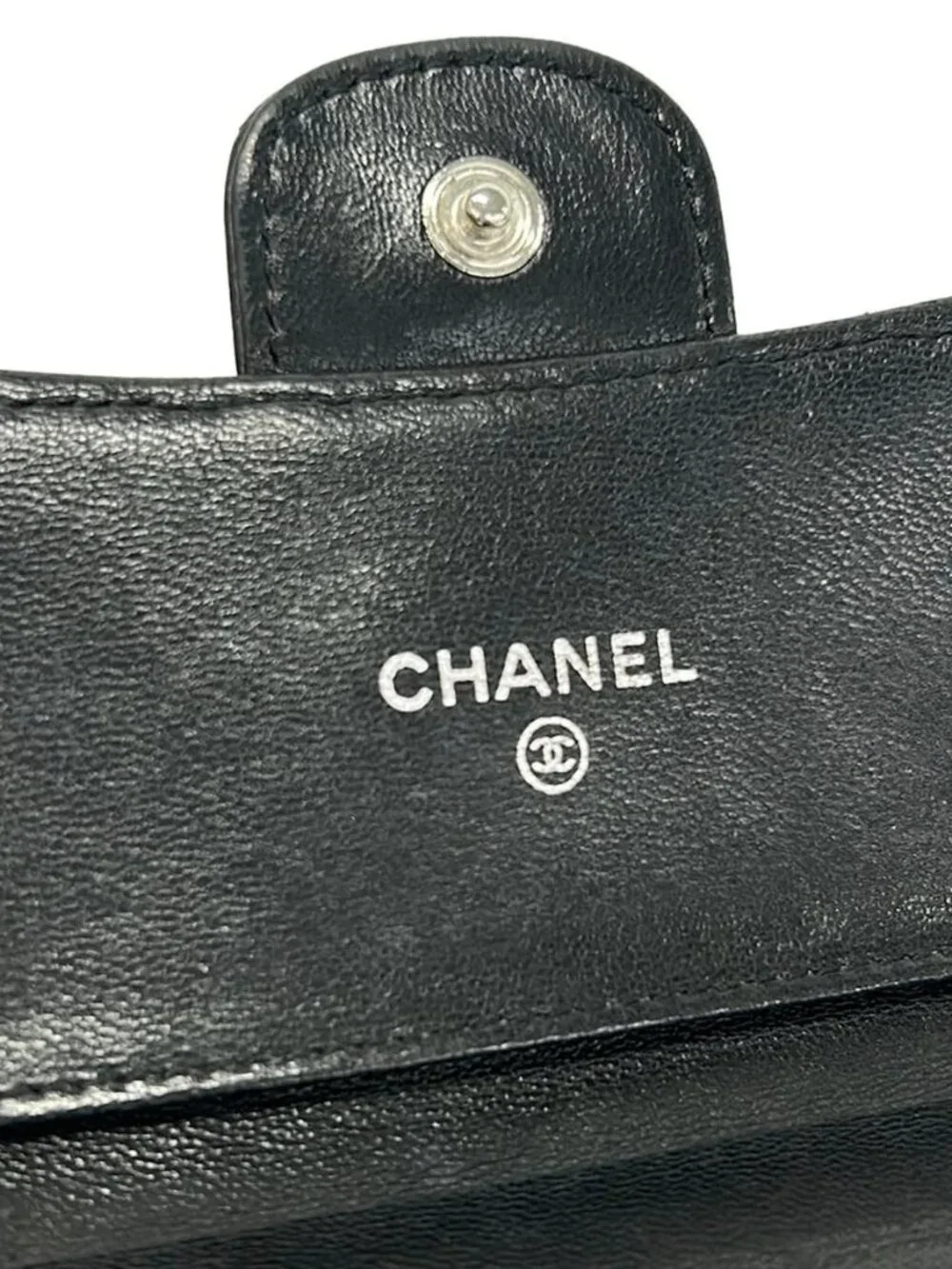 CHANEL Matelasse Black Lambskin Double-hook Wallet
